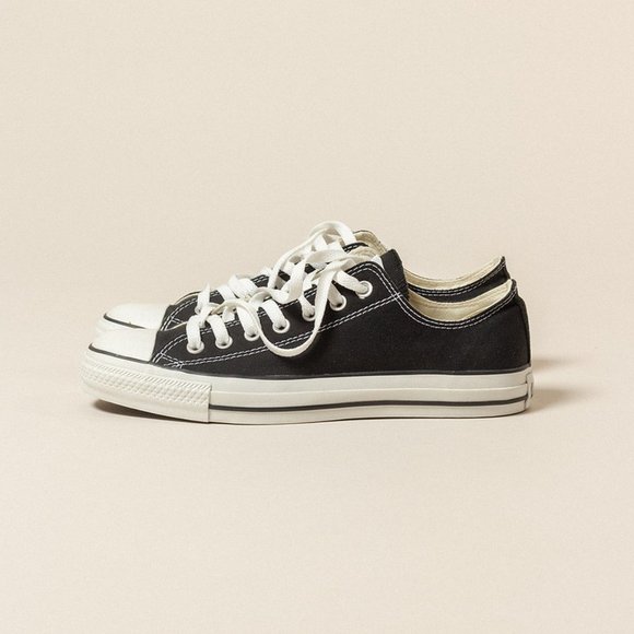 Converse | Chuck Taylor All Star - Picture 2 of 16